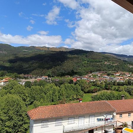 Casa Amarela Da Canicada วีเอย์รา ดู มีโญ ภายนอก รูปภาพ