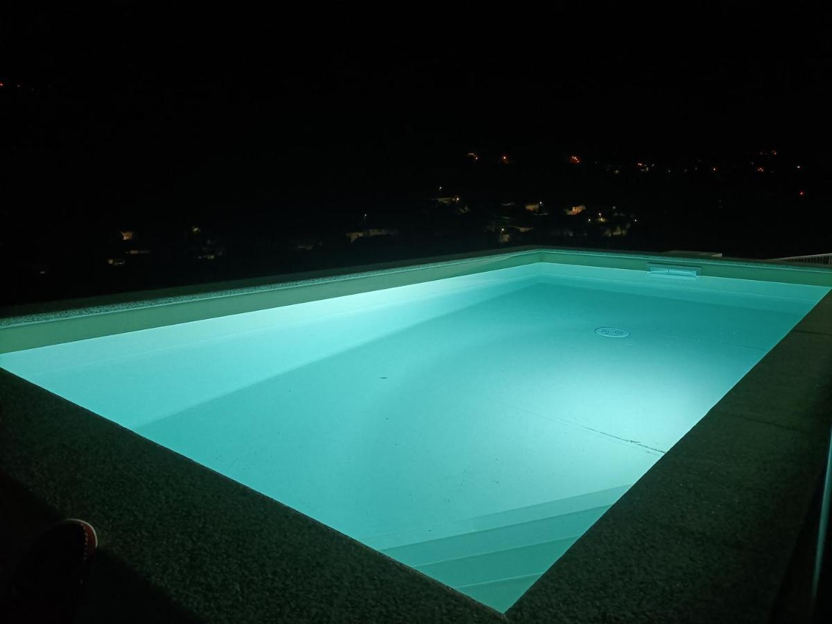 Casa Amarela Da Canicada วีเอย์รา ดู มีโญ ภายนอก รูปภาพ