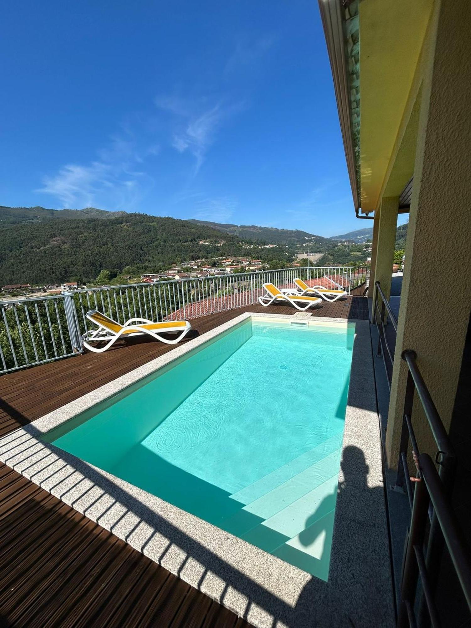Casa Amarela Da Canicada วีเอย์รา ดู มีโญ ภายนอก รูปภาพ